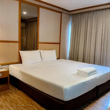 Hotel Pattaya Beach ภายนอก รูปภาพ
