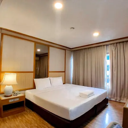 Hotel Pattaya Beach ภายนอก รูปภาพ